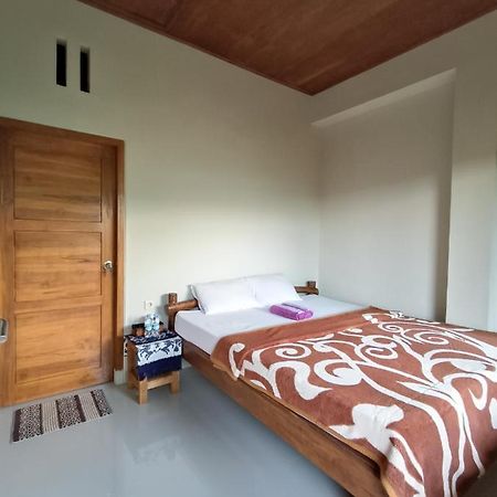 Made Oka Budget Room Munduk Екстериор снимка